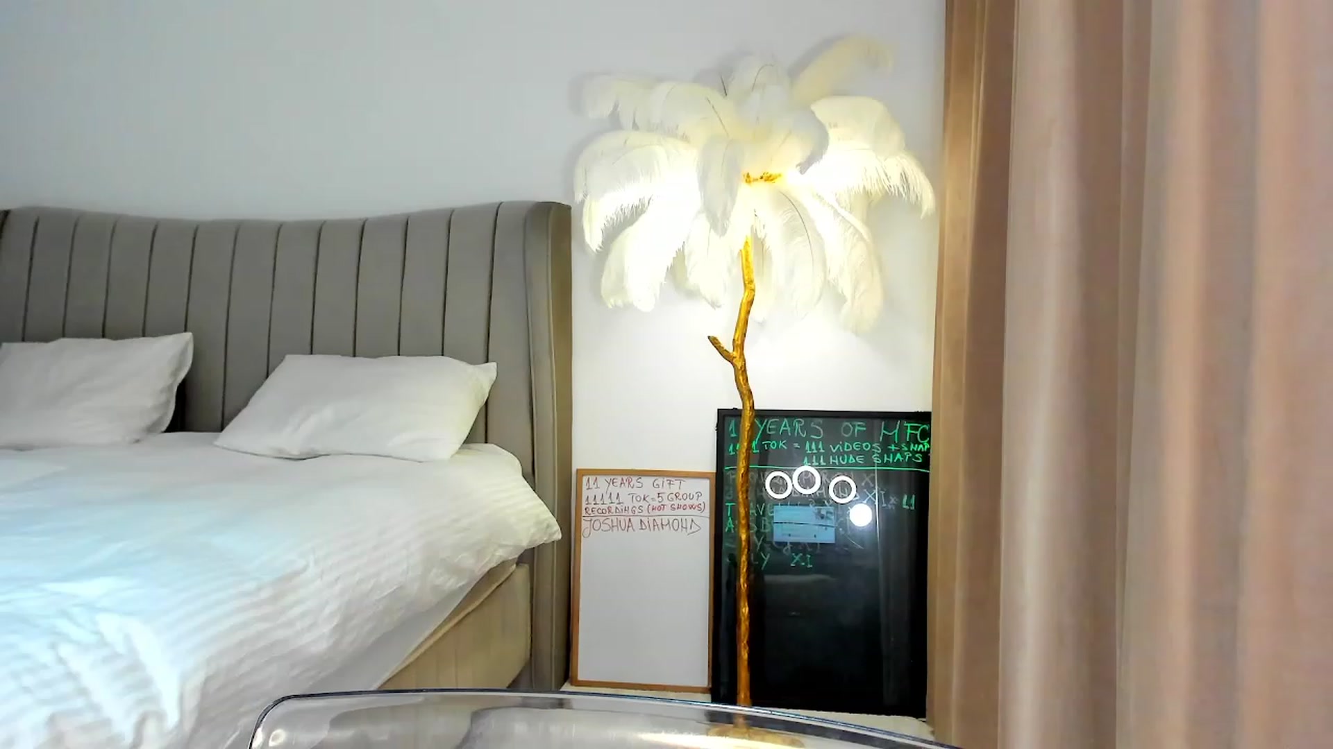 Gallery image thumbnail from BonerrrDonor's myfreecams stream on, 01/14/2024, 17:01 image 6 of 20
