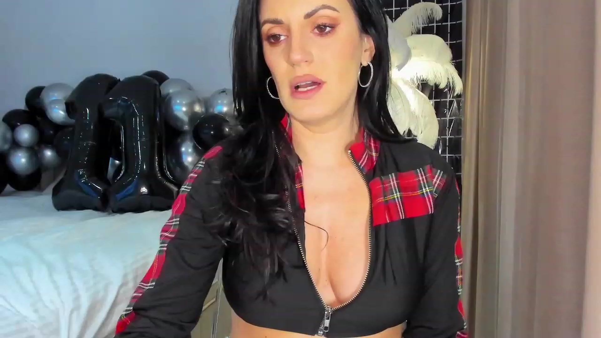 Gallery image thumbnail from BonerrrDonor's myfreecams stream on, 01/22/2024, 22:59 image 8 of 20