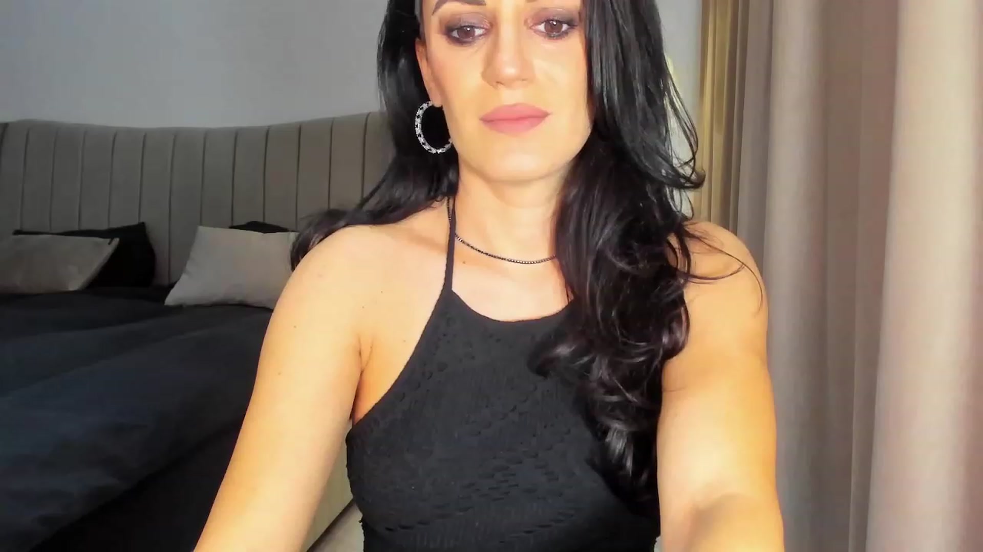 Gallery image thumbnail from BonerrrDonor's myfreecams stream on, 01/30/2024, 24:18 image 17 of 20