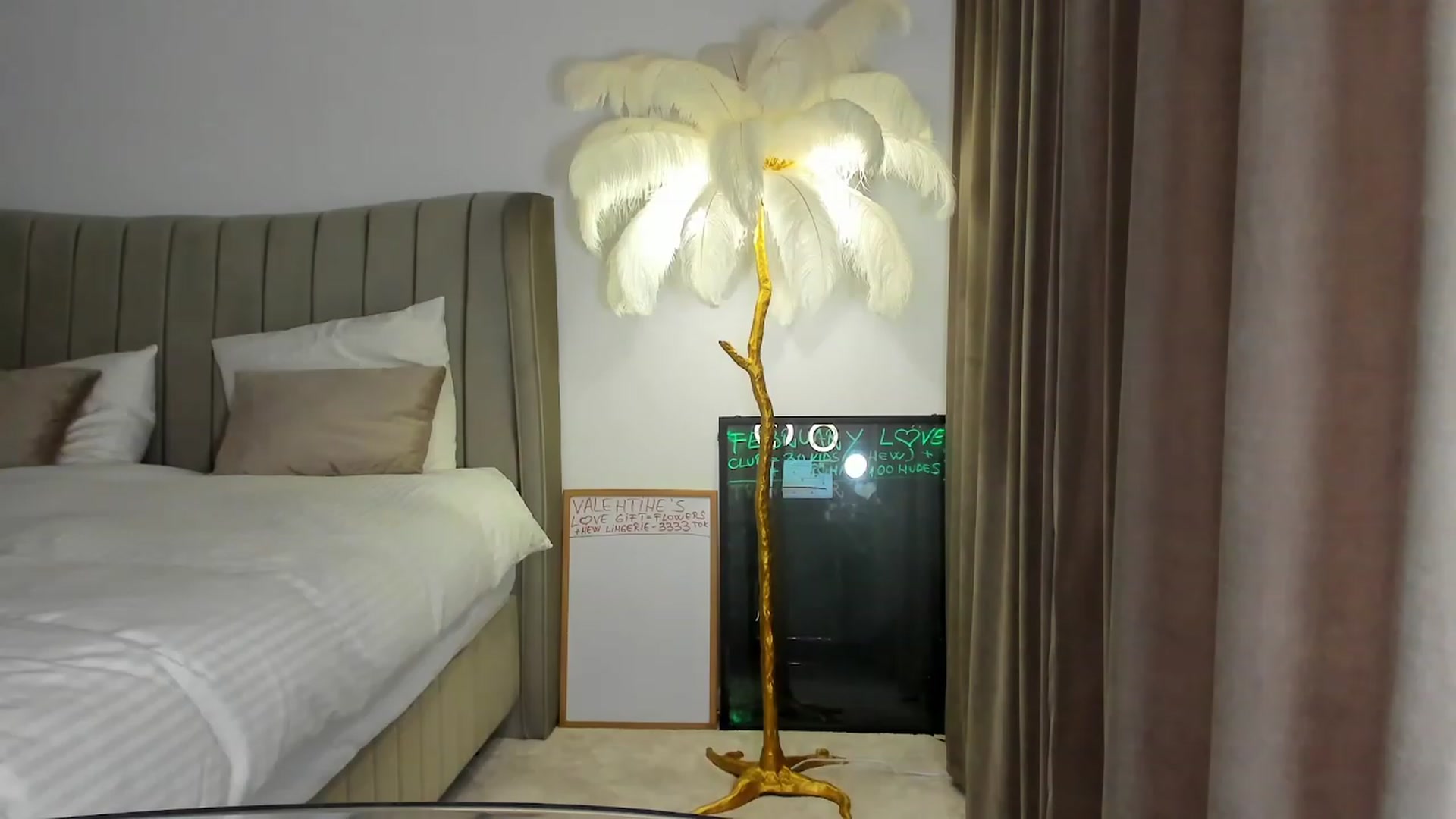 Gallery image thumbnail from BonerrrDonor's myfreecams stream on, 02/06/2024, 16:57 image 8 of 20