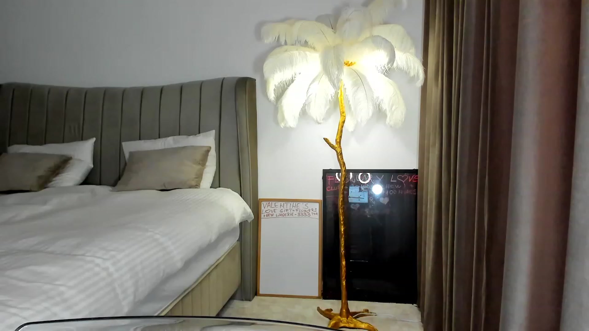 Gallery image thumbnail from BonerrrDonor's myfreecams stream on, 02/07/2024, 19:54 image 19 of 20