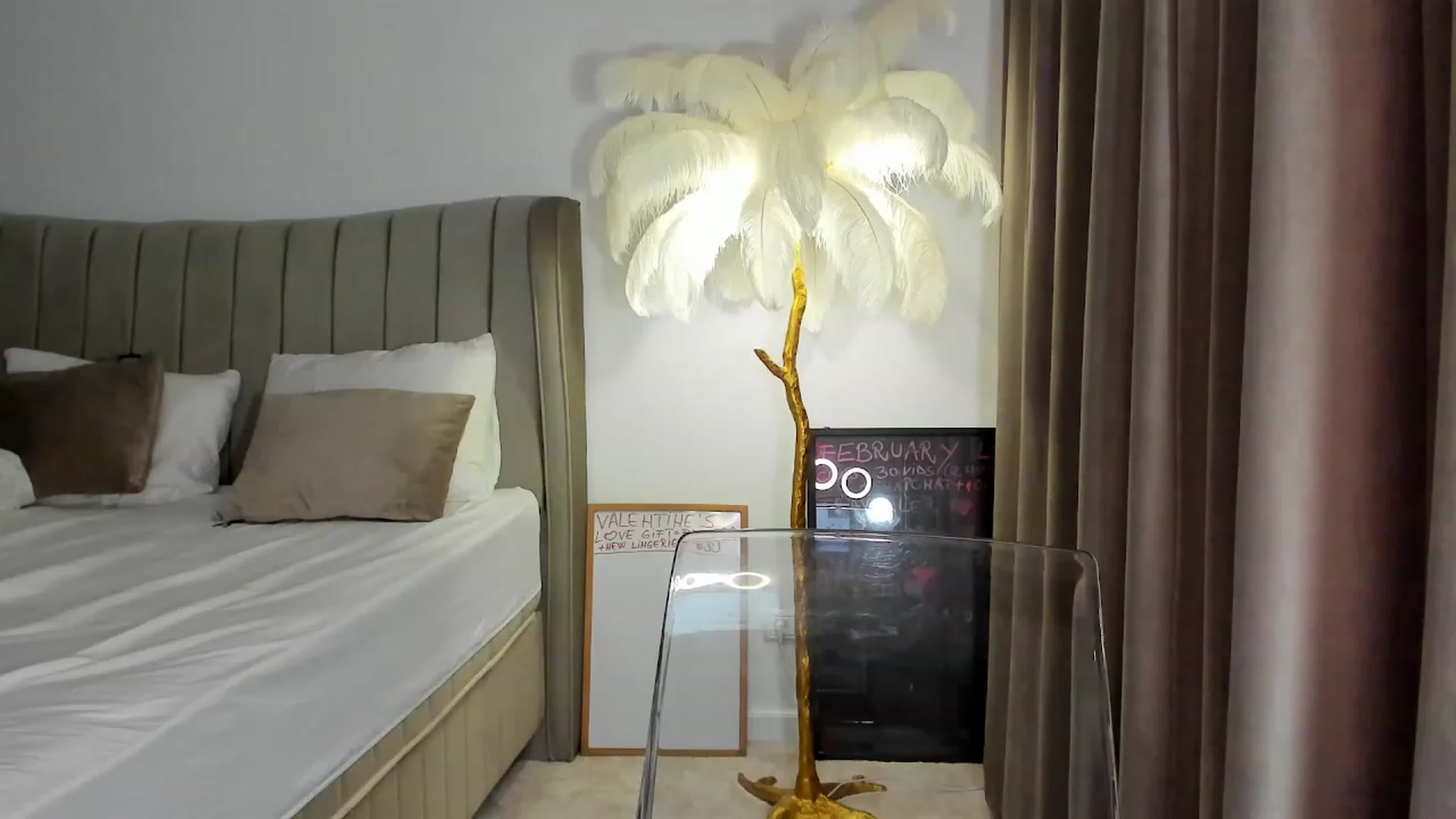 Gallery image thumbnail from BonerrrDonor's myfreecams stream on, 02/11/2024, 18:25 image 14 of 20