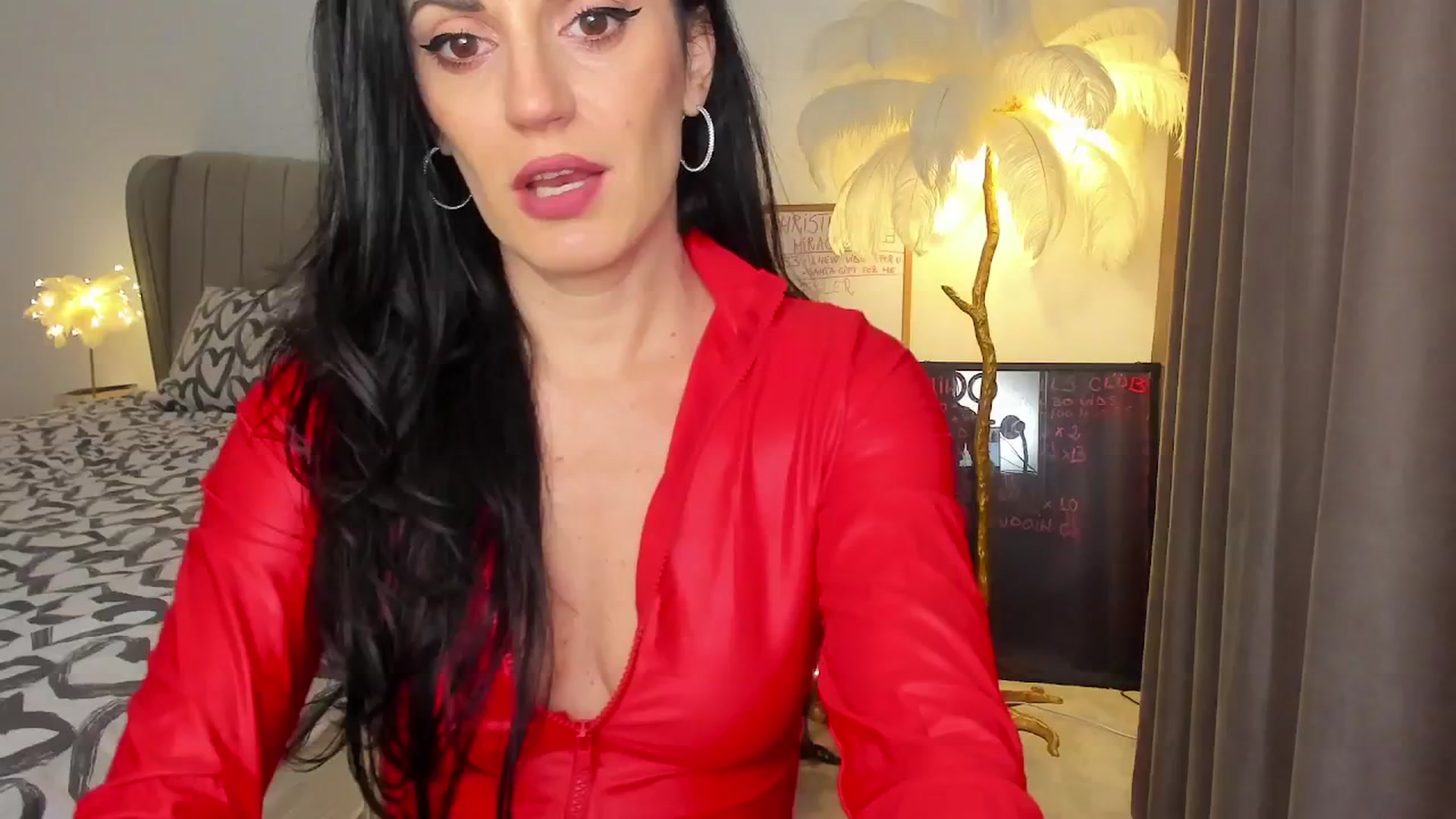 Gallery image thumbnail from BonerrrDonor's myfreecams stream on, 12/27/2024, 24:00 image 19 of 20
