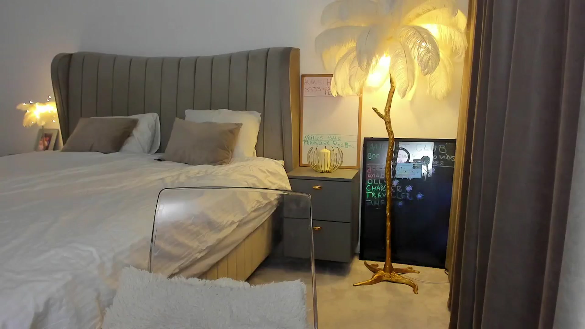 Gallery image thumbnail from BonerrrDonor's myfreecams stream on, 08/17/2025, 24:37 image 17 of 20