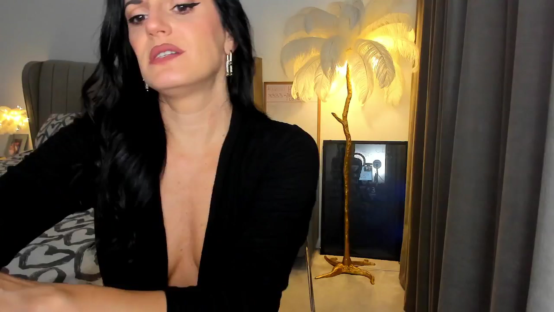 Gallery image thumbnail from BonerrrDonor's myfreecams stream on, 09/27/2025, 24:33 image 7 of 20