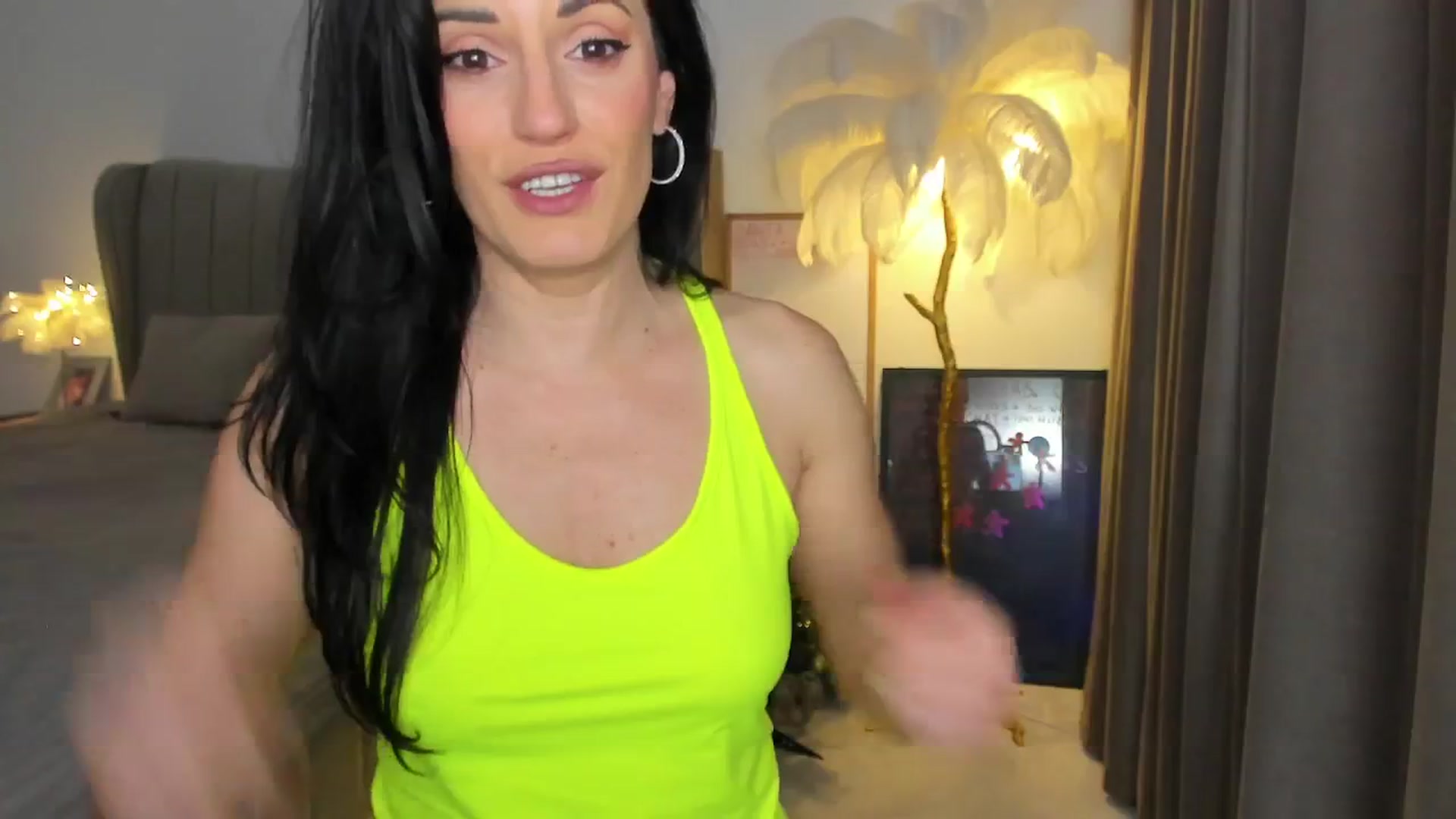 Gallery image thumbnail from BonerrrDonor's myfreecams stream on, 12/10/2025, 24:01 image 19 of 20