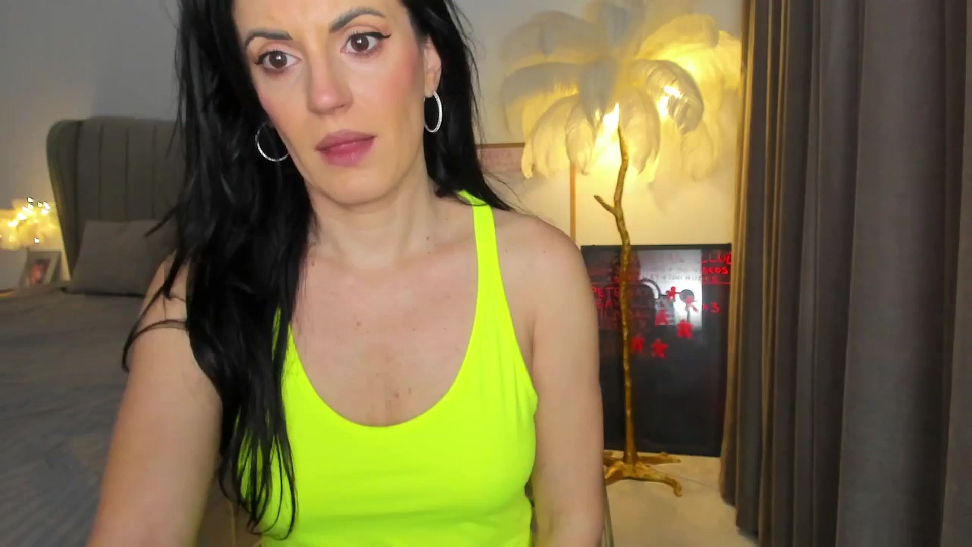 Gallery image thumbnail from BonerrrDonor's myfreecams stream on, 12/10/2025, 24:01 image 5 of 20