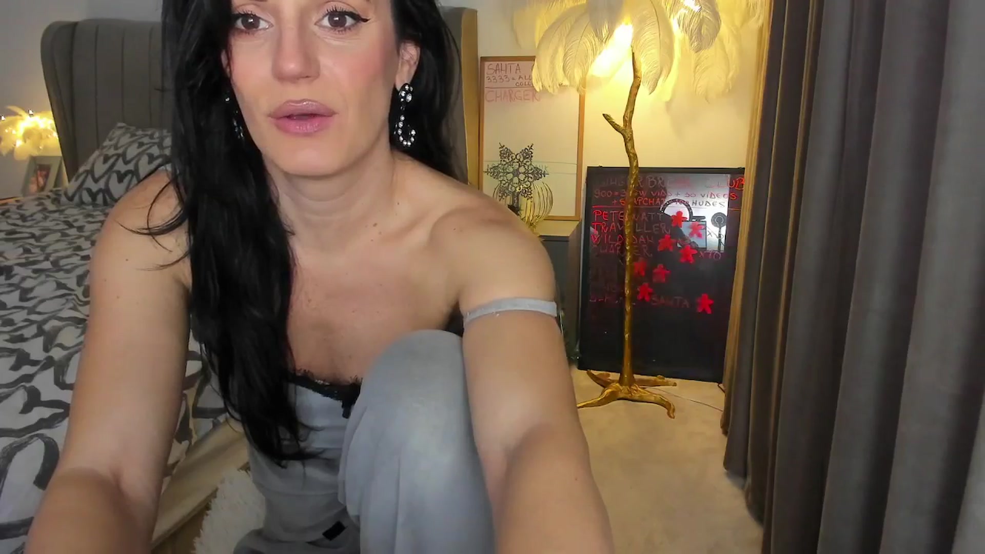 Gallery image thumbnail from BonerrrDonor's myfreecams stream on, 12/22/2025, 24:40 image 8 of 20