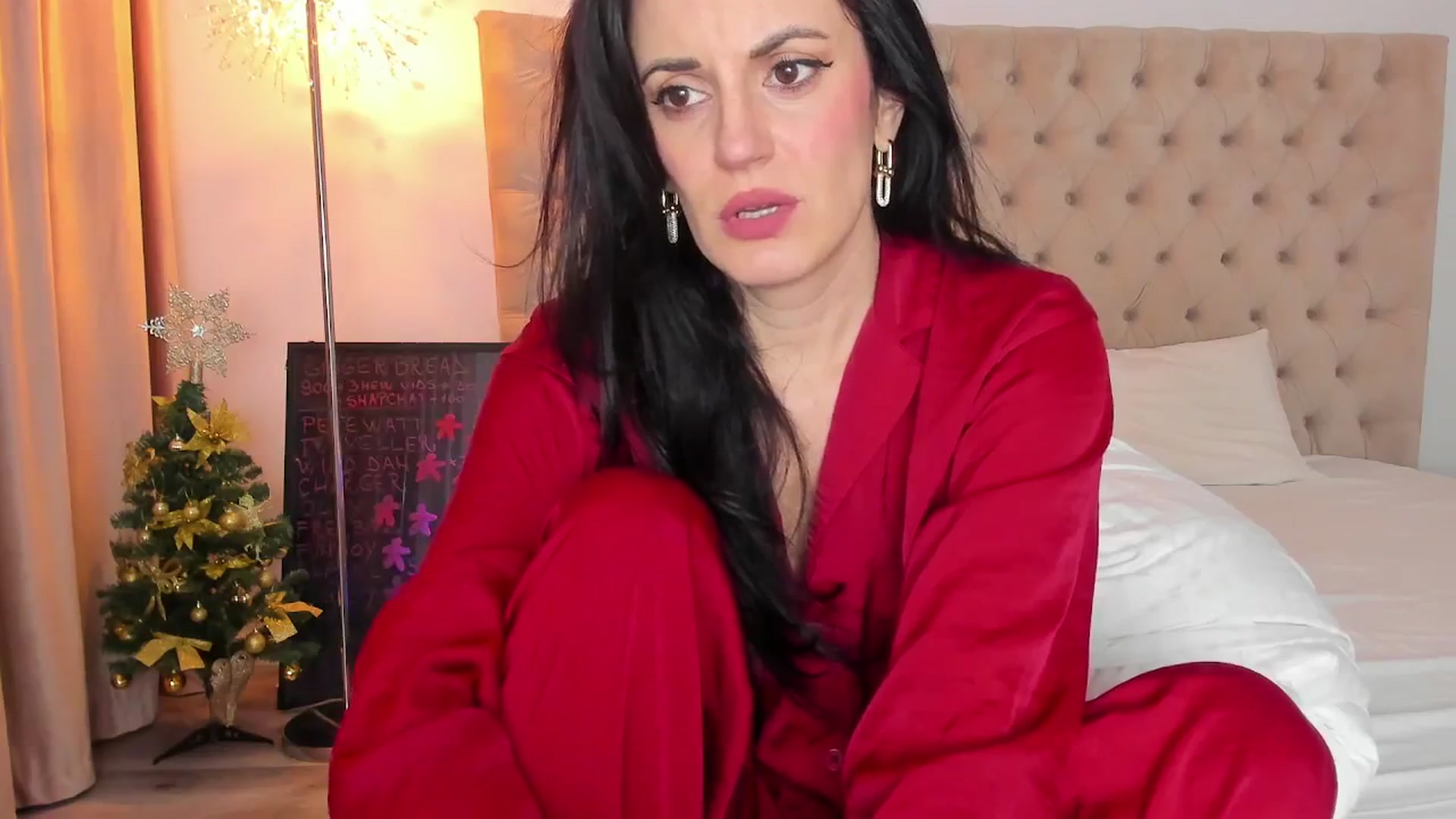 Gallery image thumbnail from BonerrrDonor's myfreecams stream on, 12/25/2025, 24:05 image 16 of 20