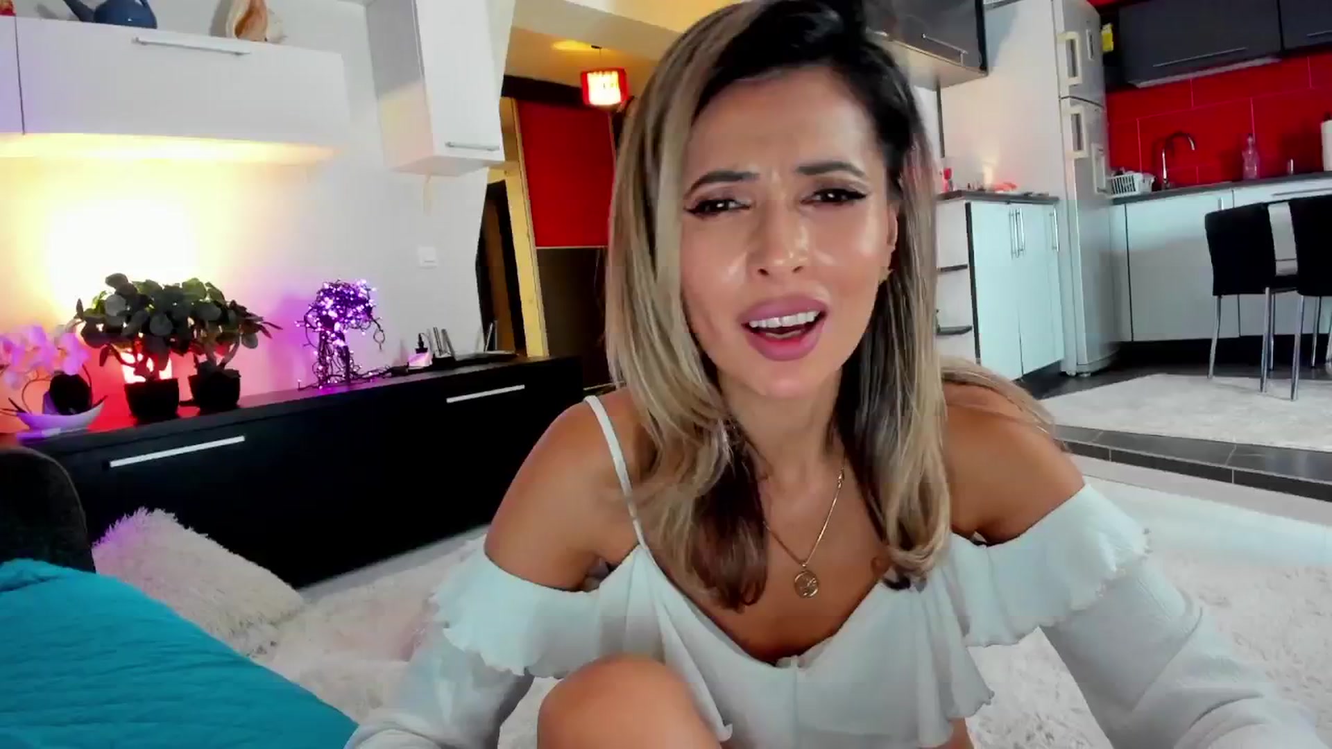 Gallery image thumbnail from BonersBeGone's myfreecams stream on, 01/31/2025, 04:13 image 6 of 20