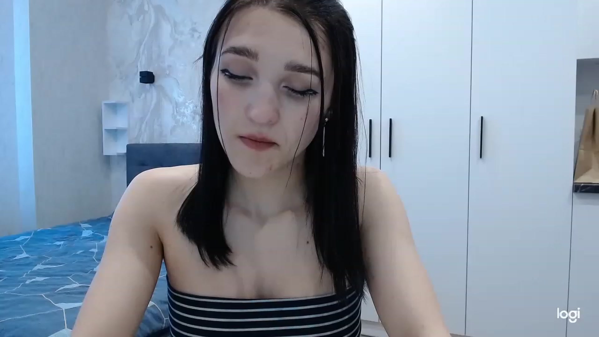 Gallery image thumbnail from Boniiii's myfreecams stream on, 03/12/2023, 12:55 image 9 of 20