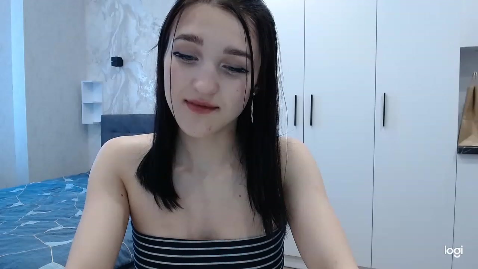 Gallery image thumbnail from Boniiii's myfreecams stream on, 03/12/2023, 12:55 image 14 of 20