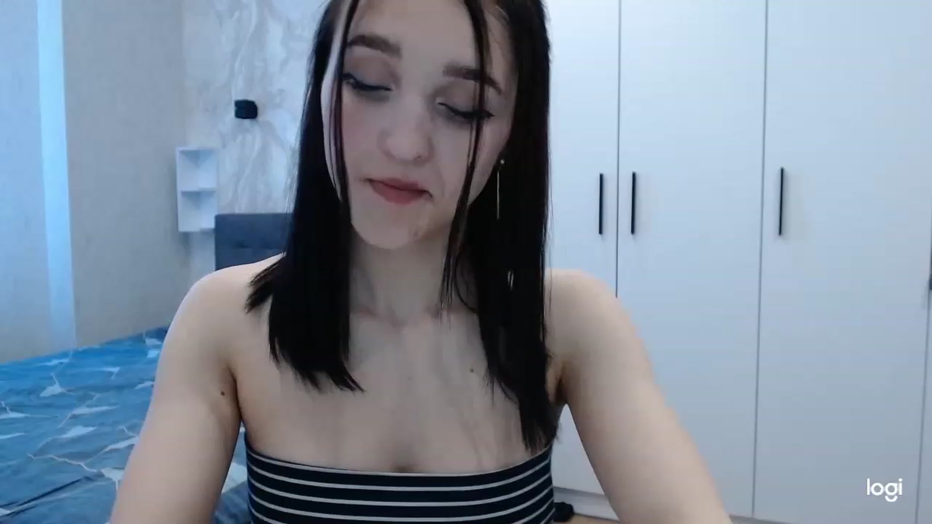 Gallery image thumbnail from Boniiii's myfreecams stream on, 03/12/2023, 14:01 image 7 of 20
