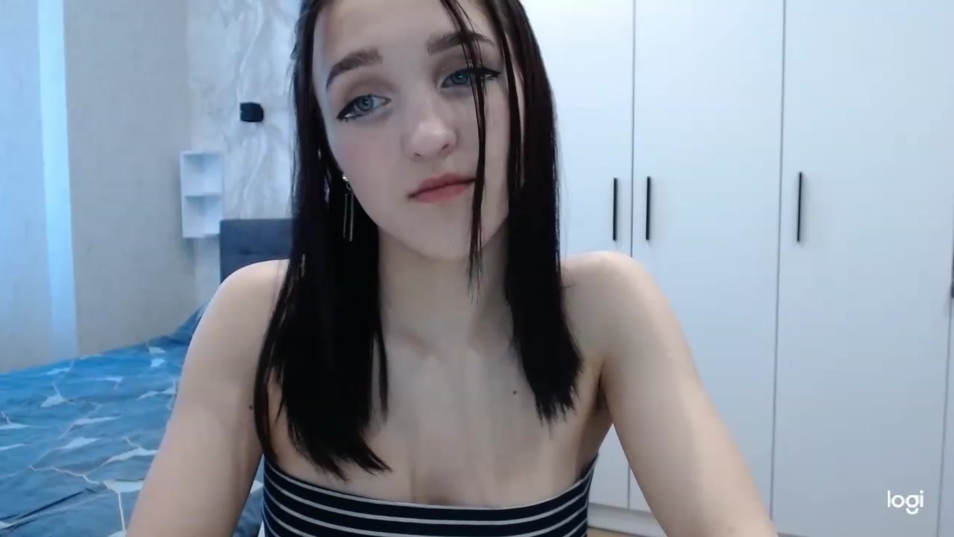 Gallery image thumbnail from Boniiii's myfreecams stream on, 03/12/2023, 14:01 image 2 of 20