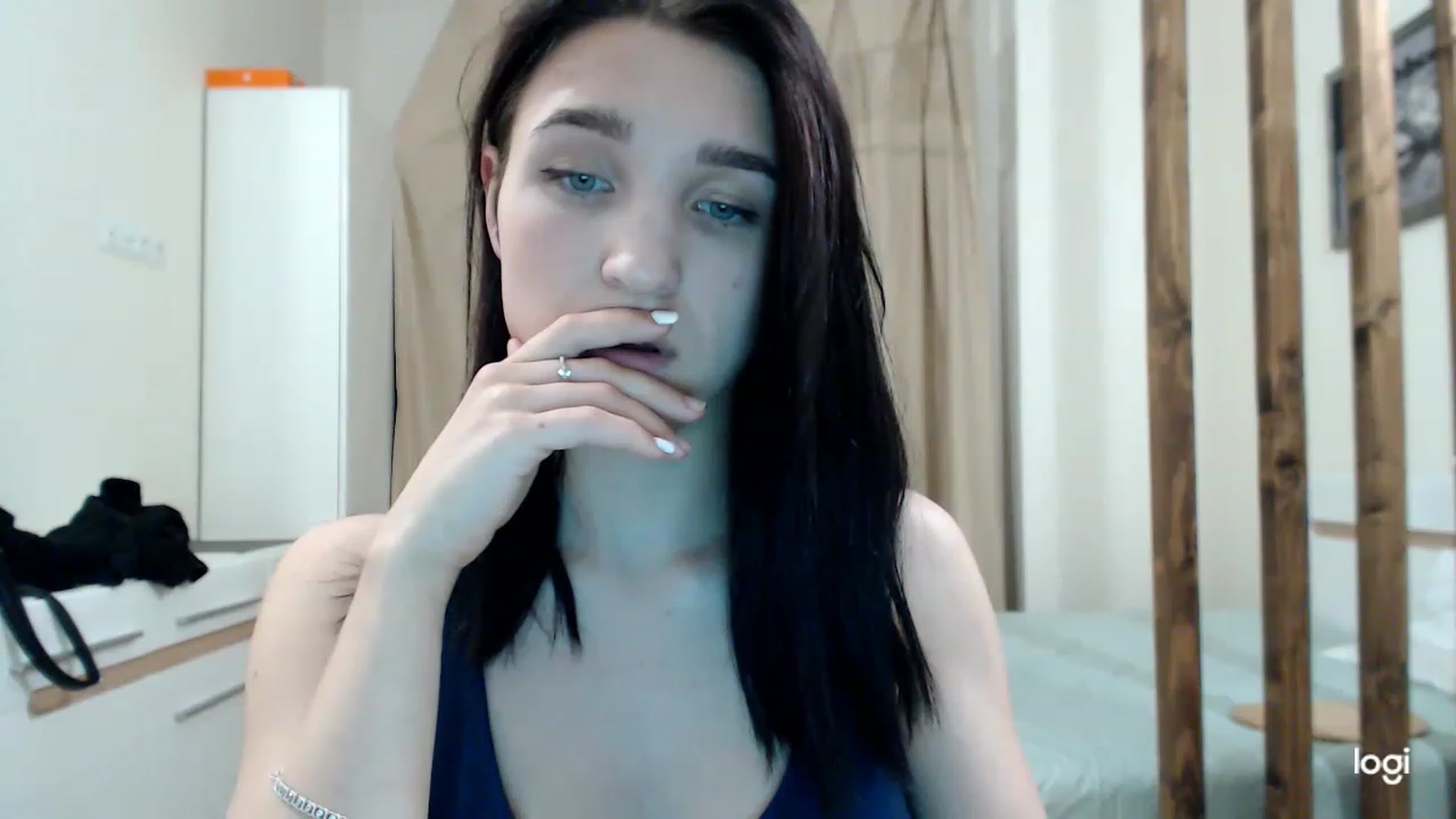 Gallery image thumbnail from Boniiii's myfreecams stream on, 03/16/2023, 17:59 image 6 of 20