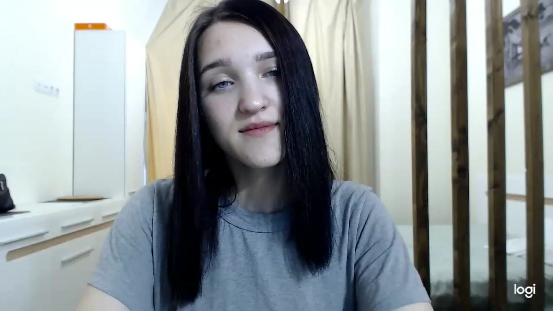 Gallery image thumbnail from Boniiii's myfreecams stream on, 03/19/2023, 08:33 image 11 of 20