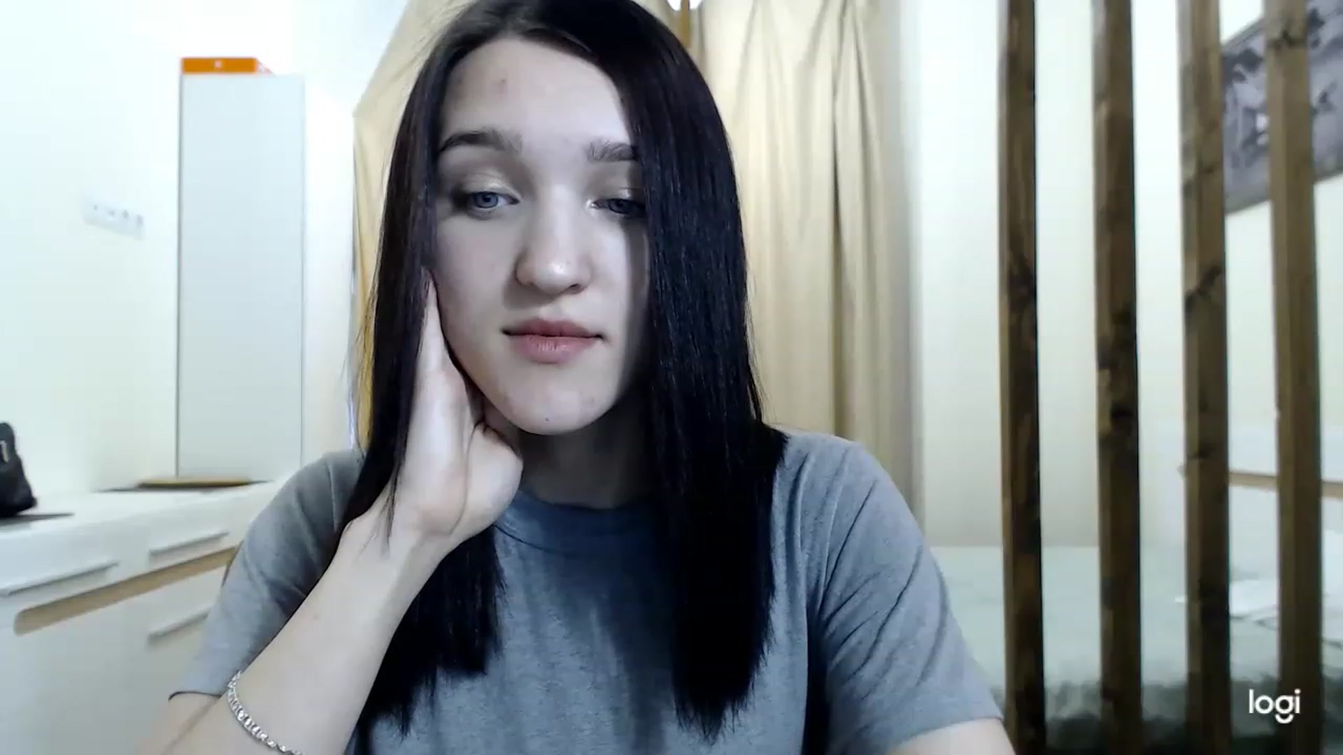 Gallery image thumbnail from Boniiii's myfreecams stream on, 03/19/2023, 08:33 image 20 of 20