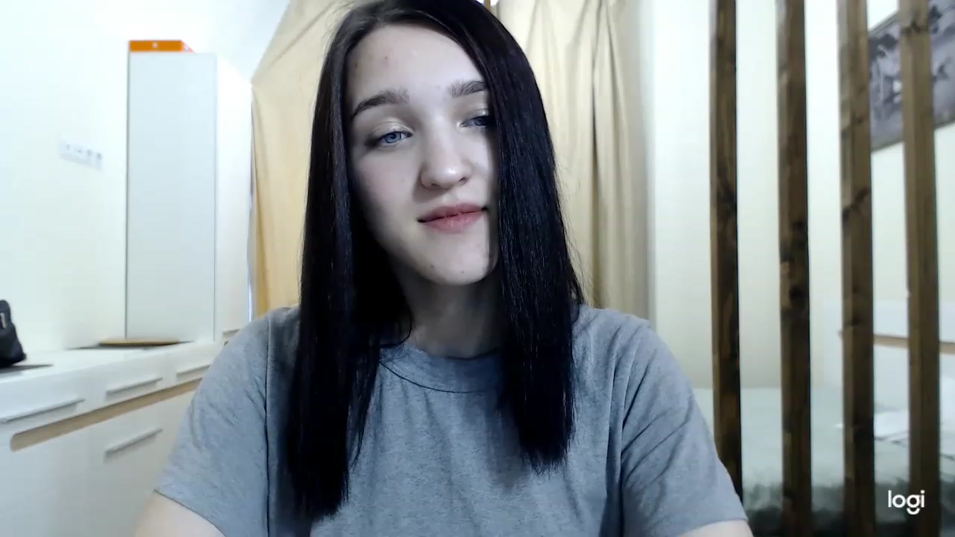Gallery image thumbnail from Boniiii's myfreecams stream on, 03/19/2023, 08:33 image 9 of 20