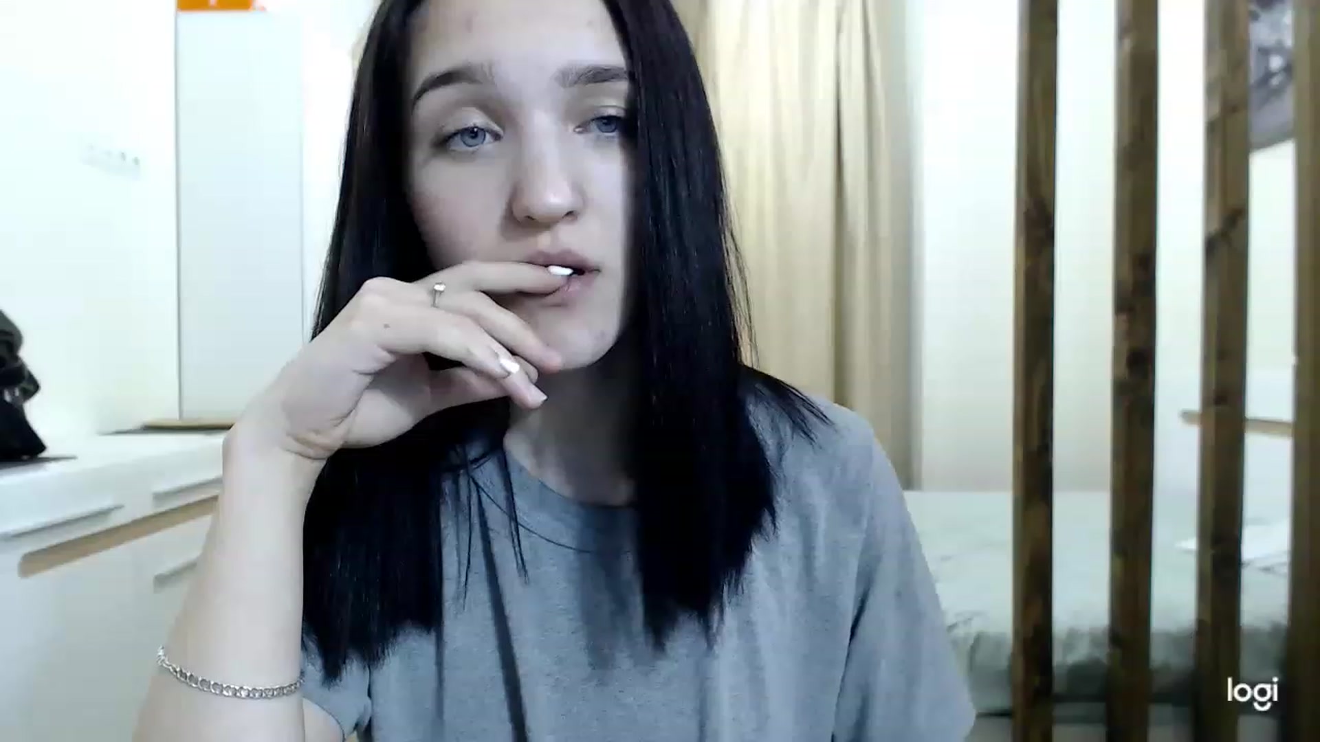 Gallery image thumbnail from Boniiii's myfreecams stream on, 03/19/2023, 10:25 image 14 of 20