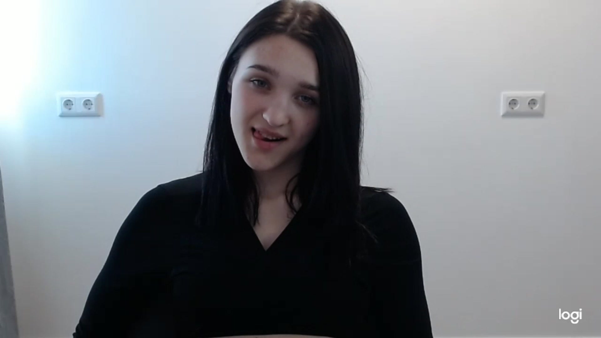 Gallery image thumbnail from Boniiii's myfreecams stream on, 03/23/2023, 15:32 image 4 of 20