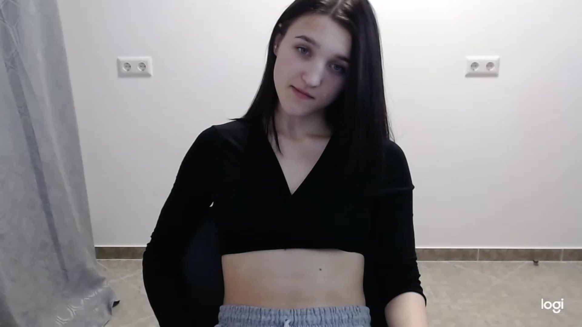 Gallery image thumbnail from Boniiii's myfreecams stream on, 03/23/2023, 18:37 image 8 of 20