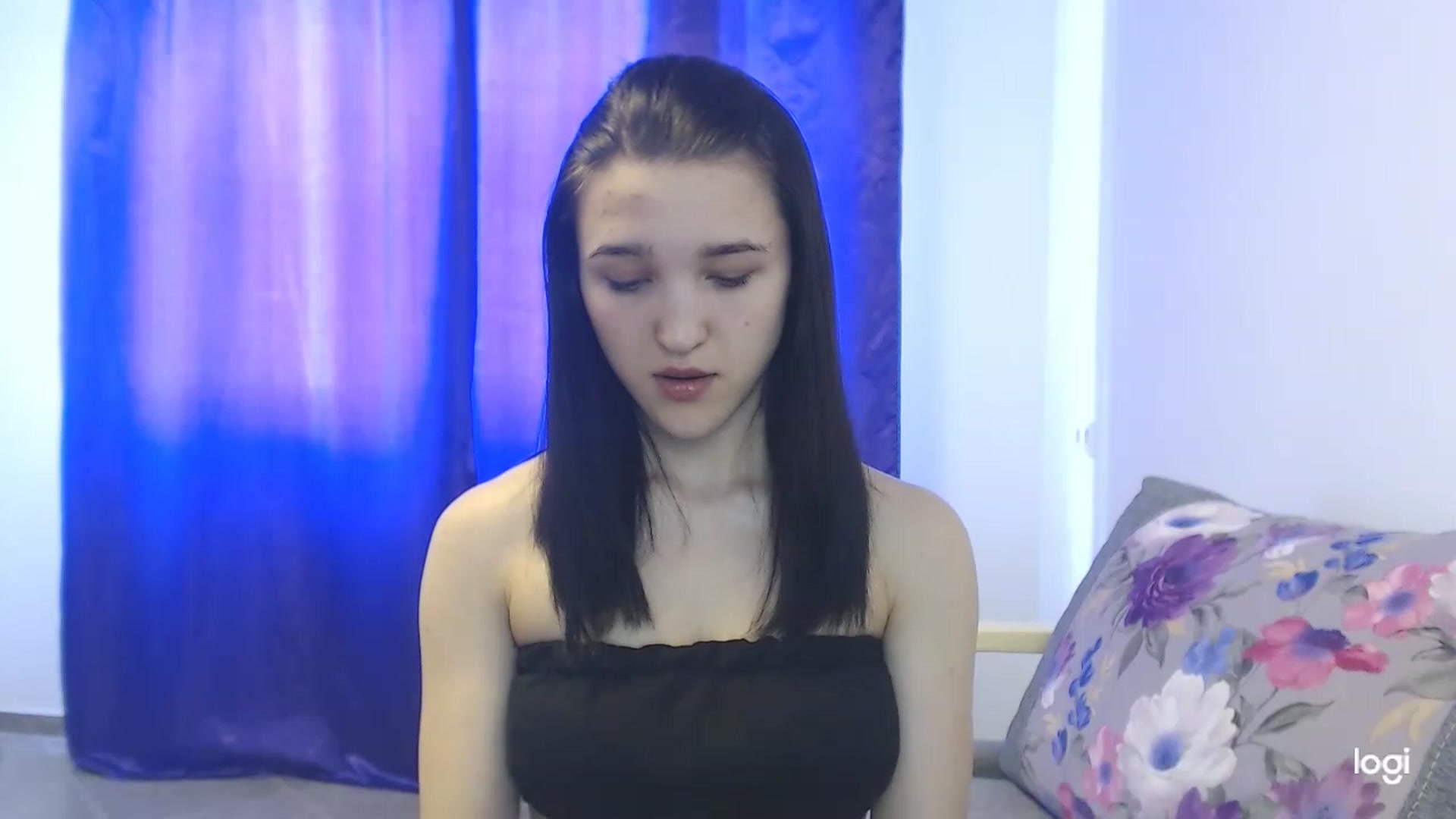 Gallery image thumbnail from Boniiii's myfreecams stream on, 03/25/2023, 09:14 image 14 of 20