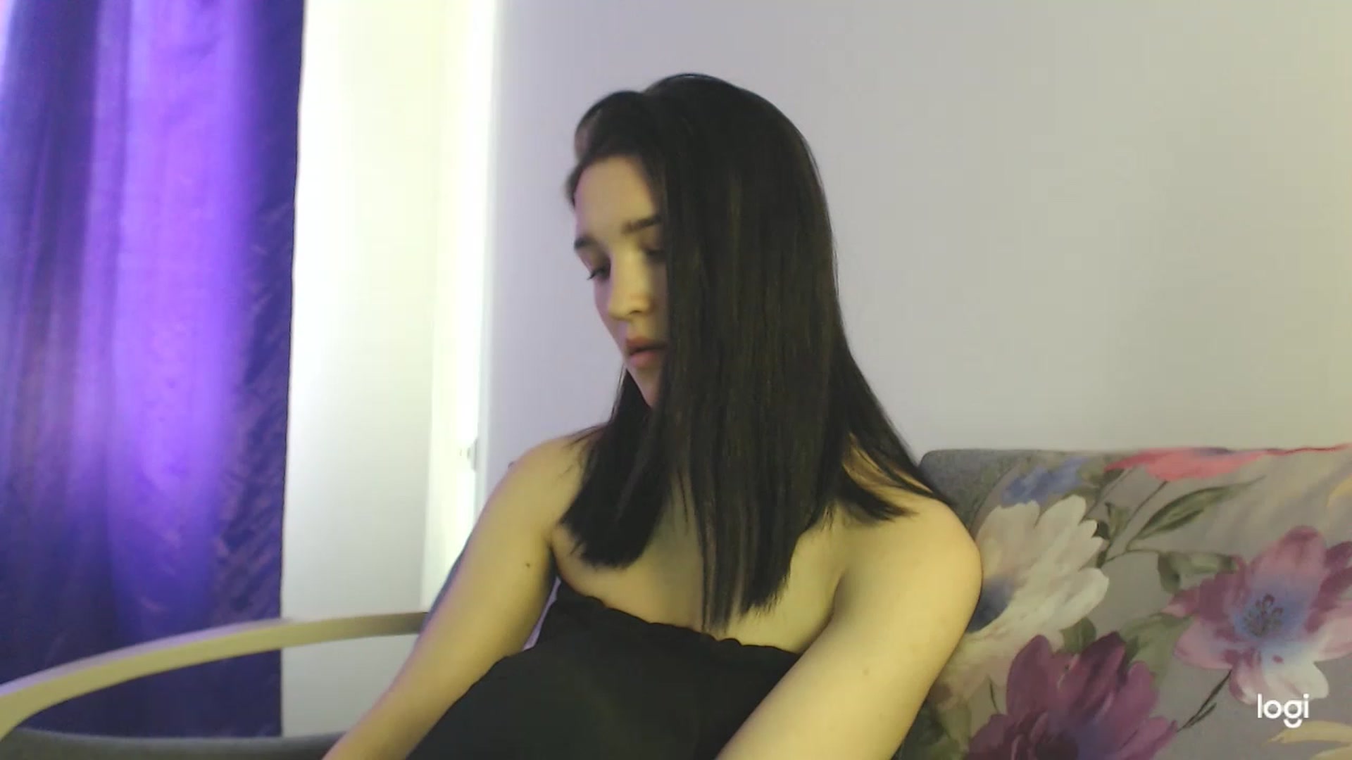 Gallery image thumbnail from Boniiii's myfreecams stream on, 03/25/2023, 10:25 image 11 of 20