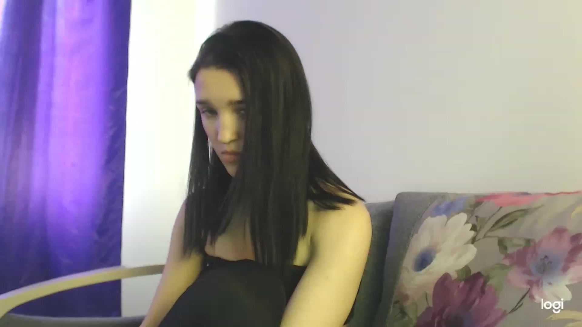 Gallery image thumbnail from Boniiii's myfreecams stream on, 03/25/2023, 10:25 image 10 of 20