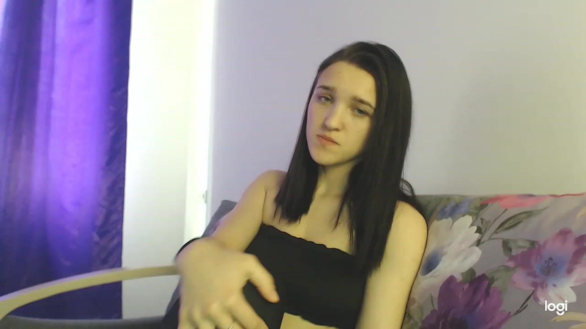 Gallery image thumbnail from Boniiii's myfreecams stream on, 03/25/2023, 10:25 image 7 of 20