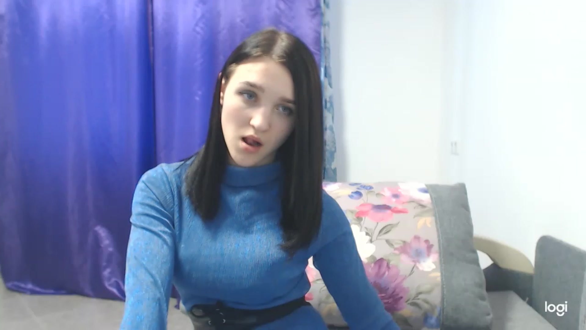 Gallery image thumbnail from Boniiii's myfreecams stream on, 03/27/2023, 15:41 image 7 of 20