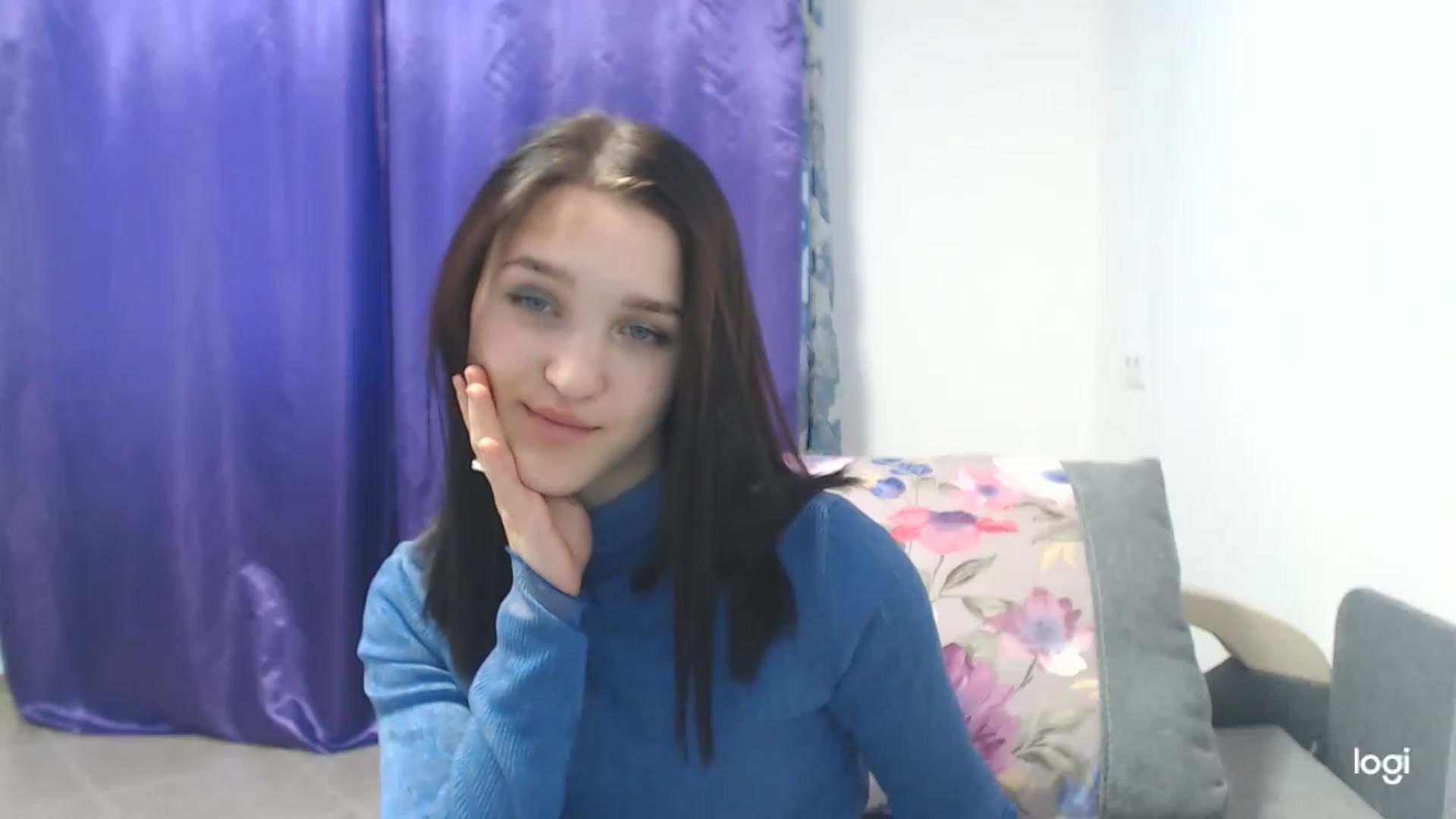 Gallery image thumbnail from Boniiii's myfreecams stream on, 03/27/2023, 15:41 image 18 of 20