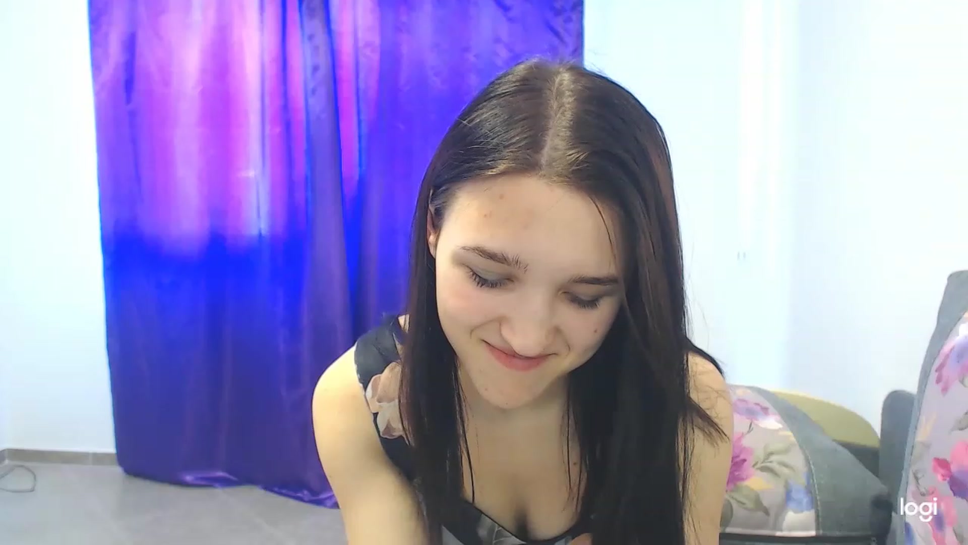 Gallery image thumbnail from Boniiii's myfreecams stream on, 03/29/2023, 08:16 image 12 of 20