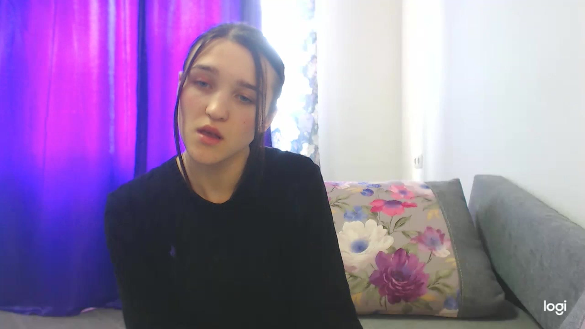 Gallery image thumbnail from Boniiii's myfreecams stream on, 03/31/2023, 10:35 image 8 of 20