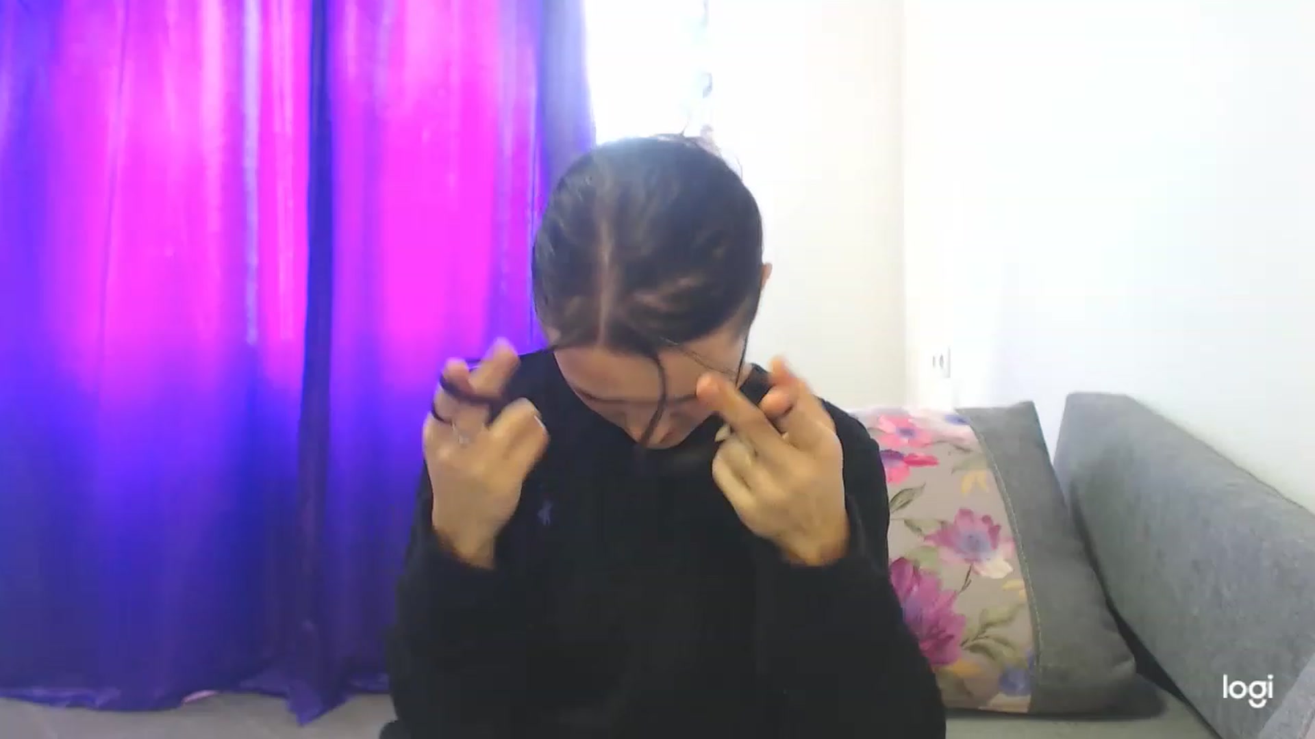 Gallery image thumbnail from Boniiii's myfreecams stream on, 03/31/2023, 10:35 image 11 of 20