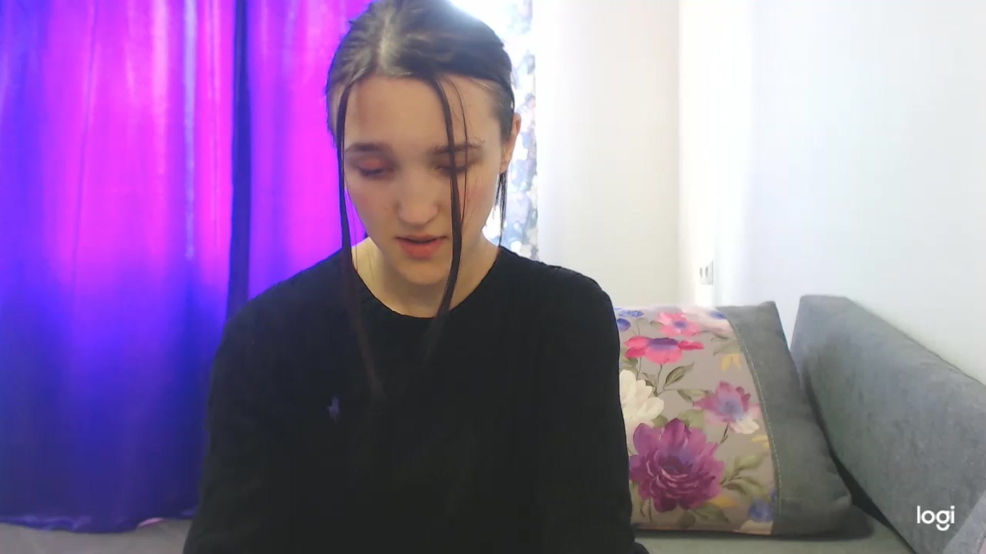 Gallery image thumbnail from Boniiii's myfreecams stream on, 03/31/2023, 10:35 image 15 of 20