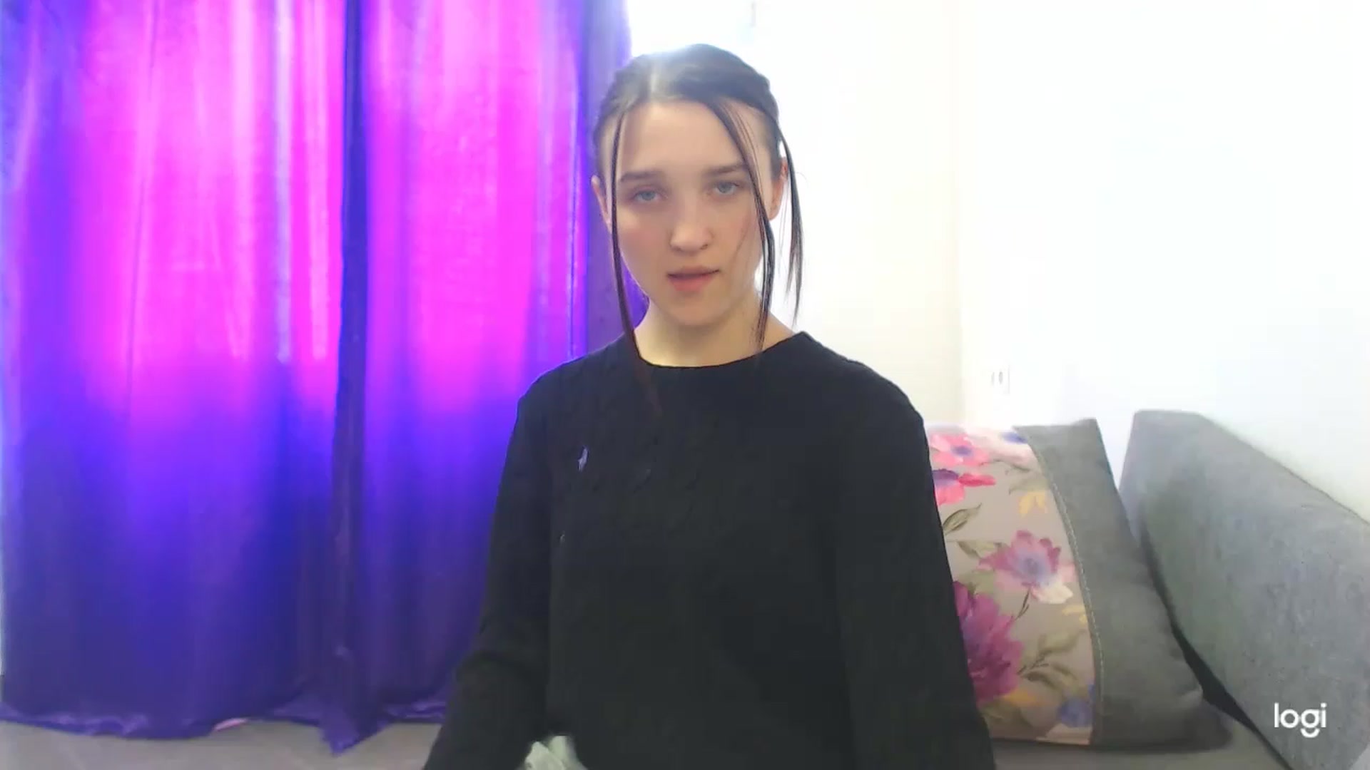 Gallery image thumbnail from Boniiii's myfreecams stream on, 03/31/2023, 10:35 image 18 of 20