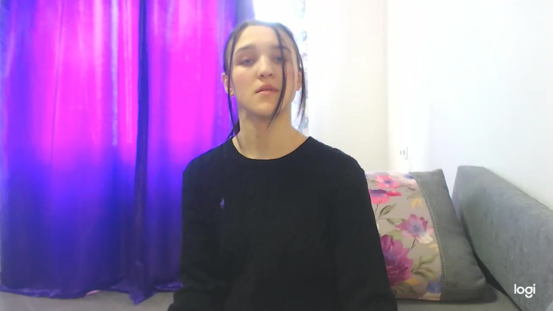 Gallery image thumbnail from Boniiii's myfreecams stream on, 03/31/2023, 10:35 image 19 of 20