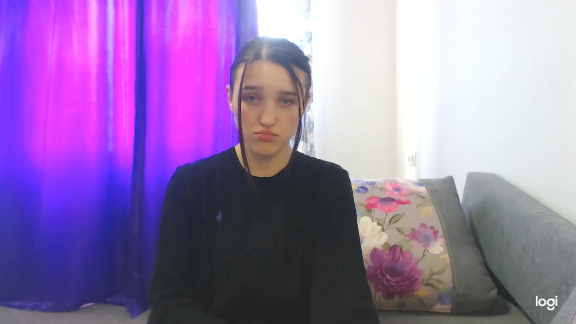 Gallery image thumbnail from Boniiii's myfreecams stream on, 03/31/2023, 10:35 image 7 of 20