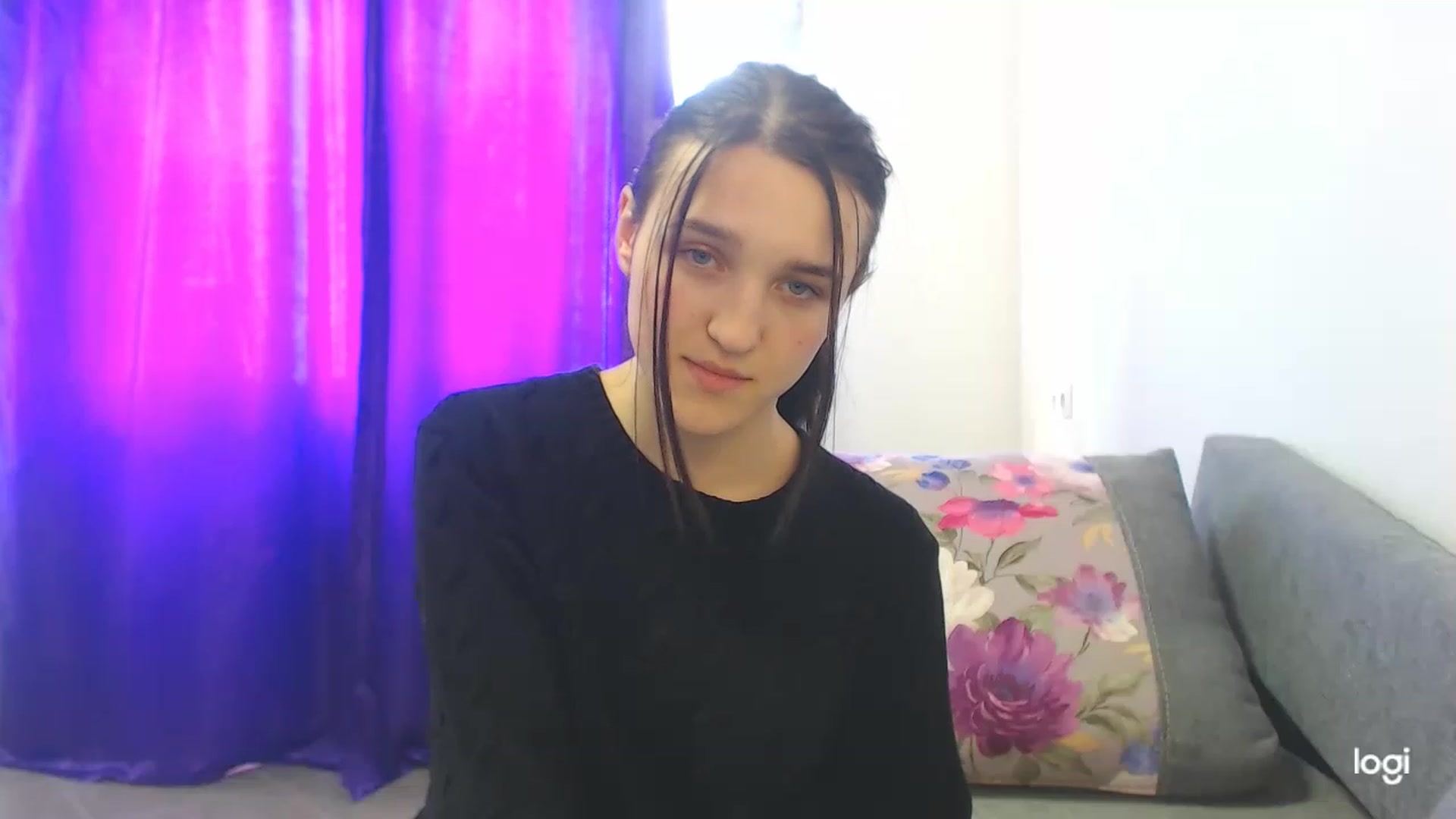 Gallery image thumbnail from Boniiii's myfreecams stream on, 03/31/2023, 11:16 image 9 of 20