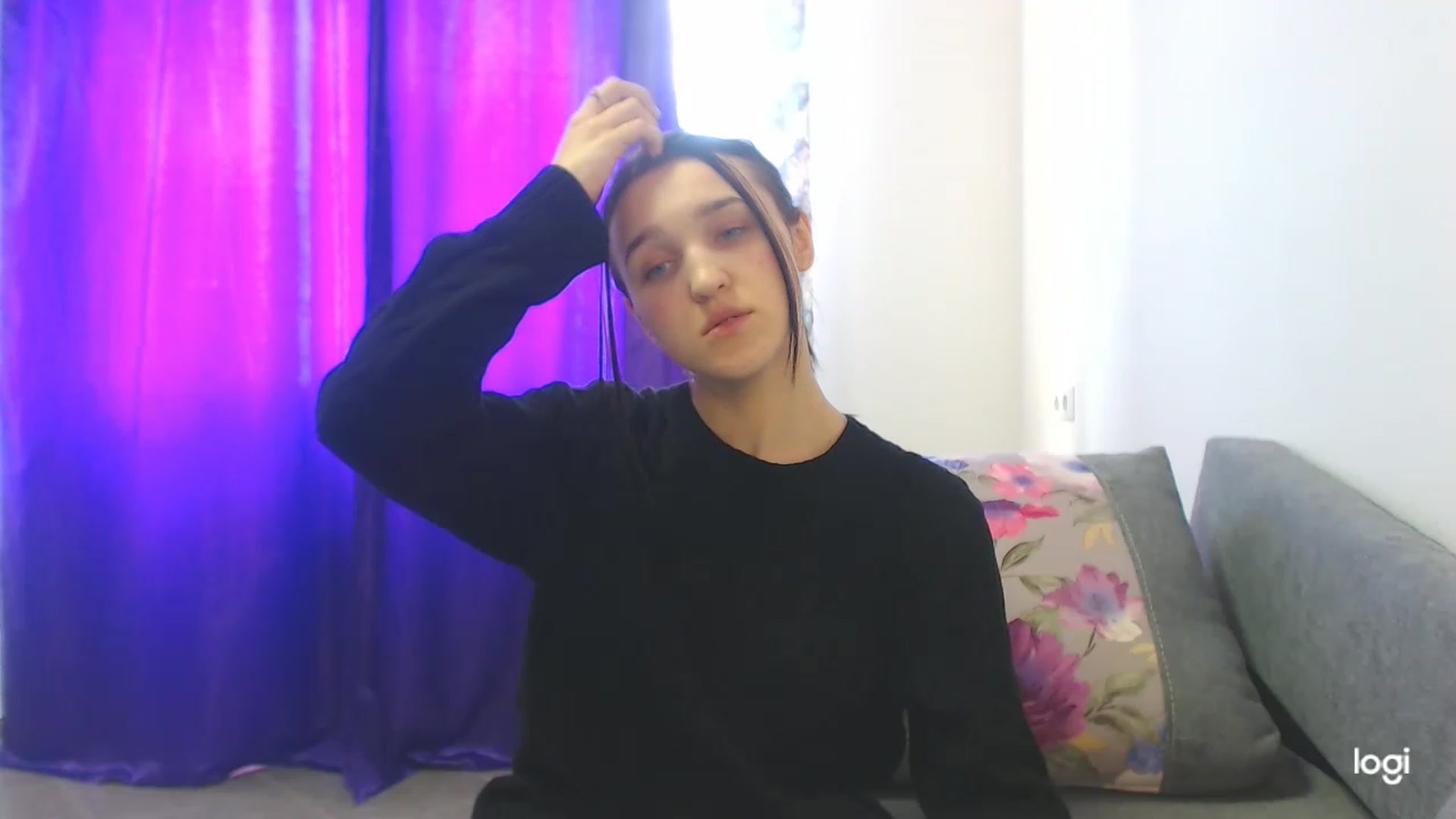 Gallery image thumbnail from Boniiii's myfreecams stream on, 03/31/2023, 11:16 image 1 of 20