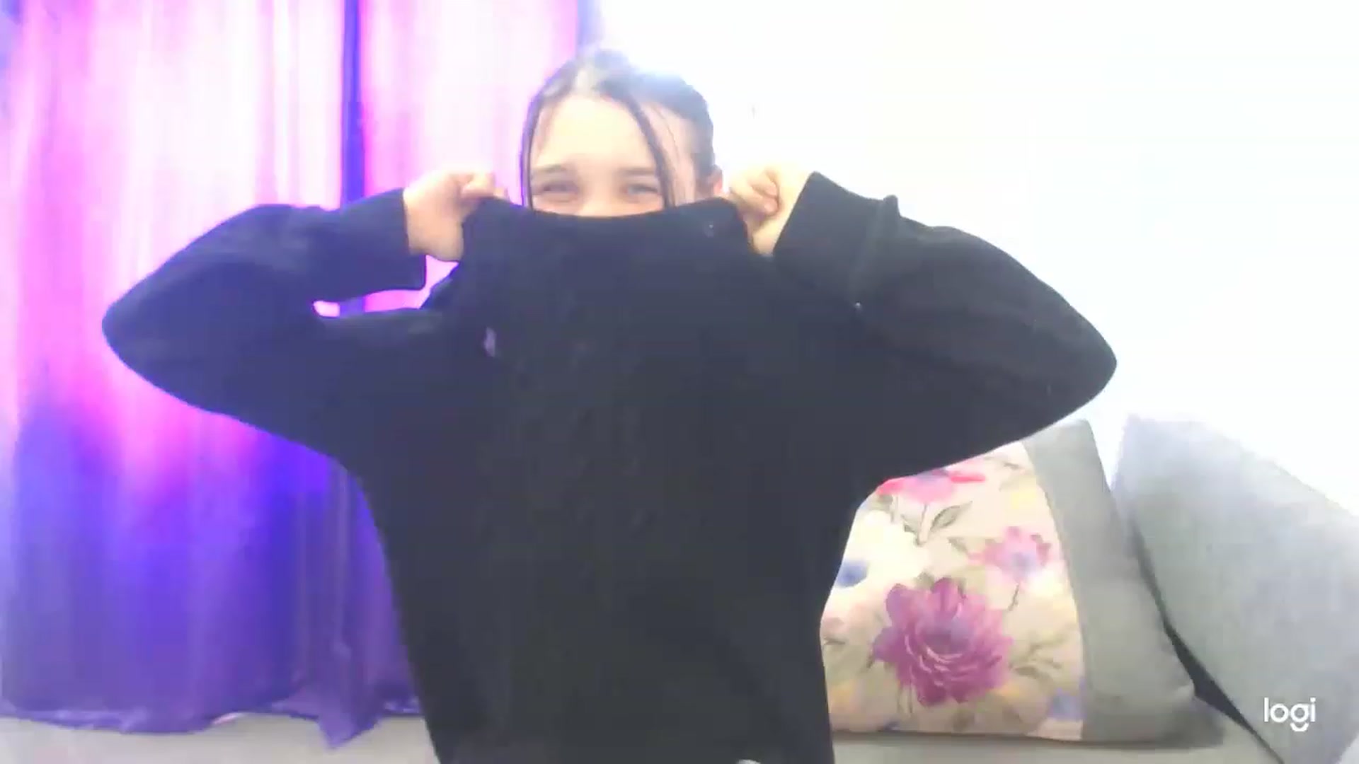 Gallery image thumbnail from Boniiii's myfreecams stream on, 03/31/2023, 11:16 image 5 of 20