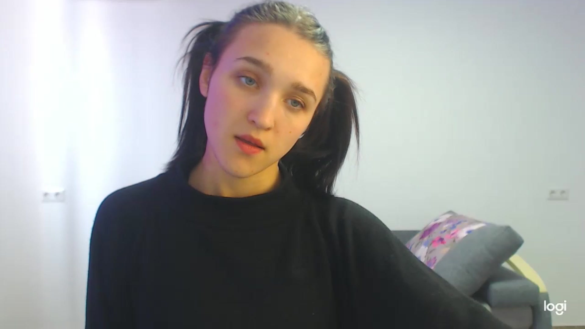 Gallery image thumbnail from Boniiii's myfreecams stream on, 04/03/2023, 09:07 image 15 of 20