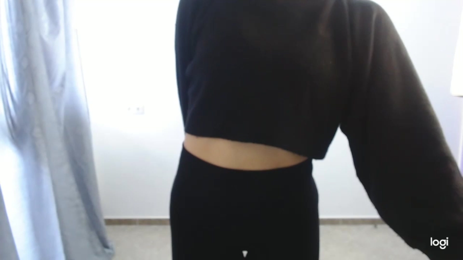 Gallery image thumbnail from Boniiii's myfreecams stream on, 04/03/2023, 11:54 image 12 of 20