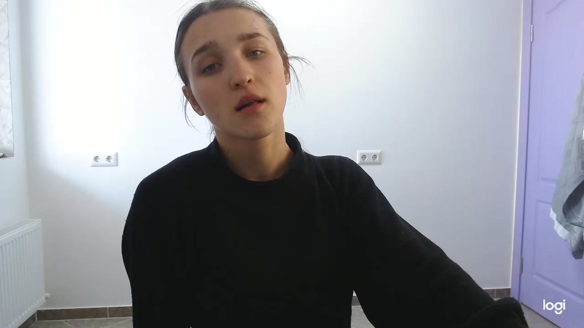 Gallery image thumbnail from Boniiii's myfreecams stream on, 04/03/2023, 13:51 image 3 of 20