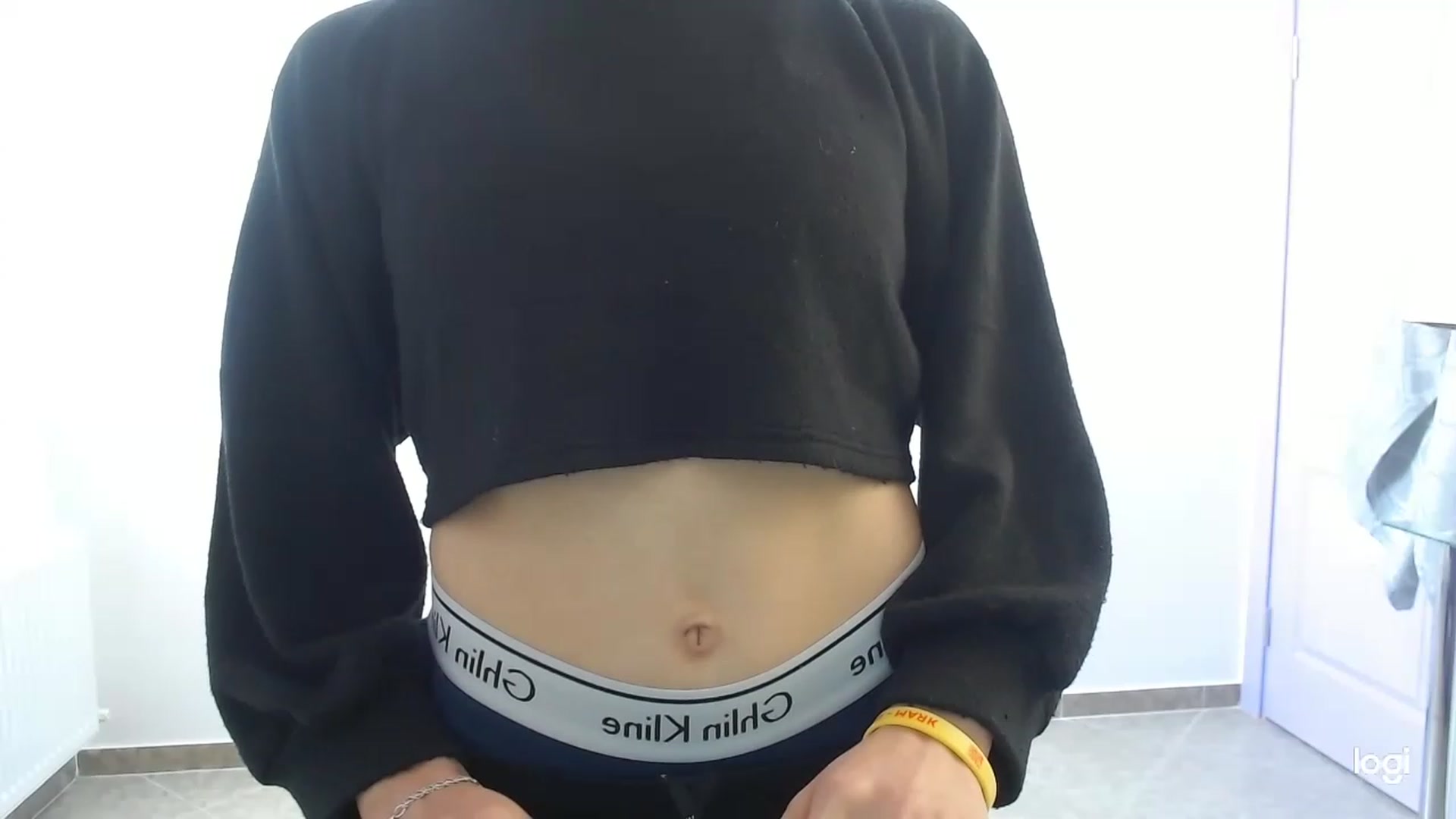 Gallery image thumbnail from Boniiii's myfreecams stream on, 04/03/2023, 13:51 image 15 of 20