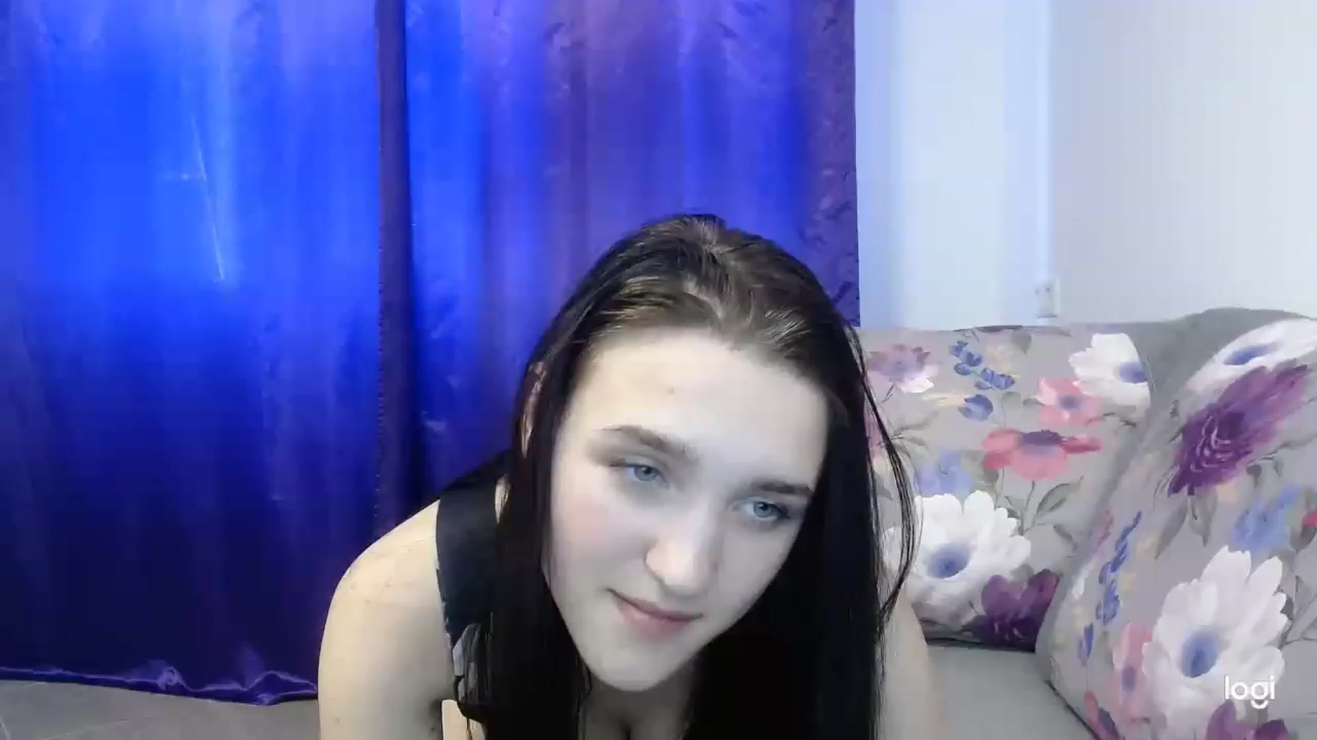 Gallery image thumbnail from Boniiii's myfreecams stream on, 04/06/2023, 15:03 image 10 of 20