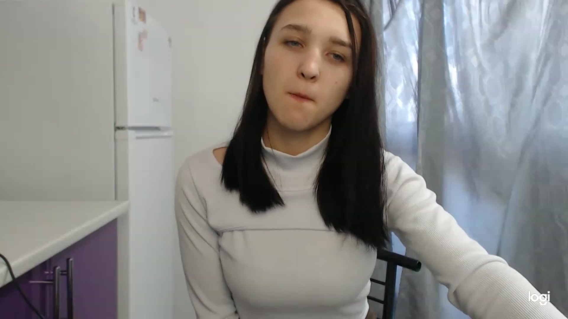 Gallery image thumbnail from Boniiii's myfreecams stream on, 04/10/2023, 08:52 image 13 of 20