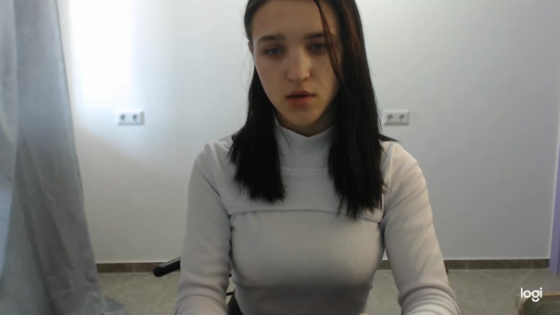 Gallery image thumbnail from Boniiii's myfreecams stream on, 04/10/2023, 08:52 image 4 of 20