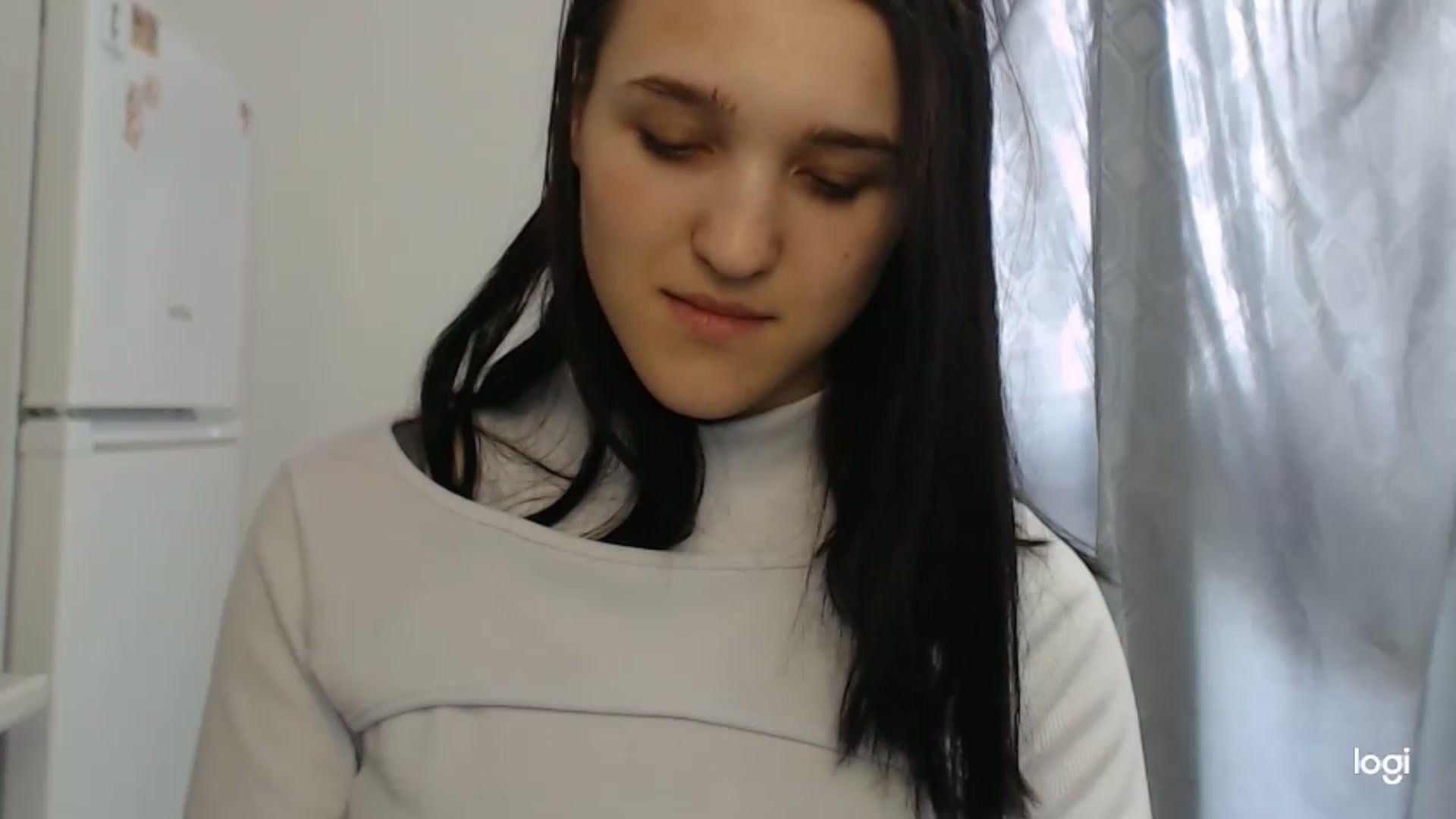 Gallery image thumbnail from Boniiii's myfreecams stream on, 04/10/2023, 10:52 image 17 of 20
