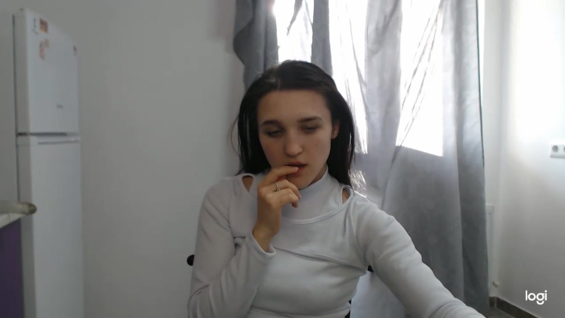 Gallery image thumbnail from Boniiii's myfreecams stream on, 04/10/2023, 15:22 image 9 of 20